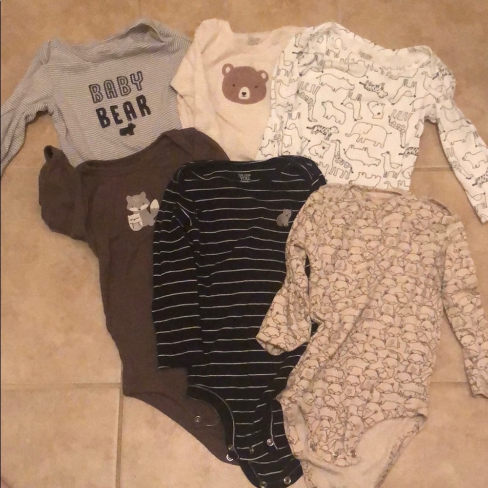 Baby bodysuits
